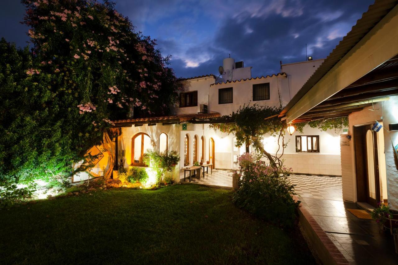 Posada De Rosas Mendoza Exterior photo